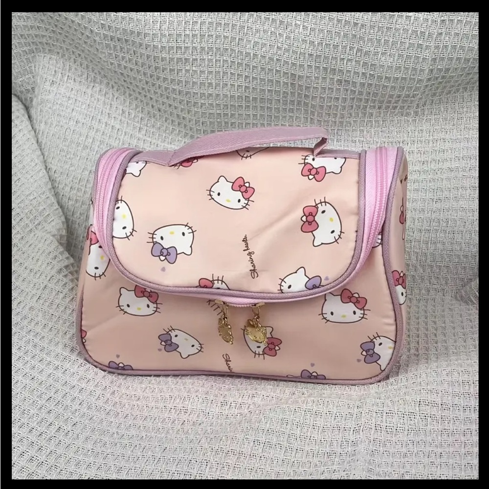 Hello Kitty Pink Handbag with Cartoon Pattern